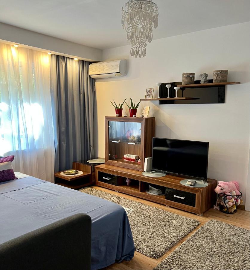 Intercontinental Apartment Bukarest Eksteriør billede